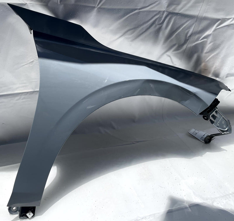 Load image into Gallery viewer, HONDA CIVIC FRONT RIGHT SIDE FENDER PANEL ASSEMBLY GRAY (NH912P) 22-25 # 110398