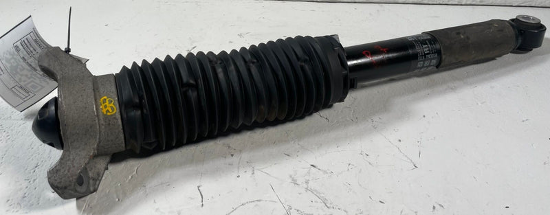 Load image into Gallery viewer, 2022-2026 ACURA MDX FWD REAR RIGHT PASSENGER SIDE SHOCK STRUT ABSORBER # 111955