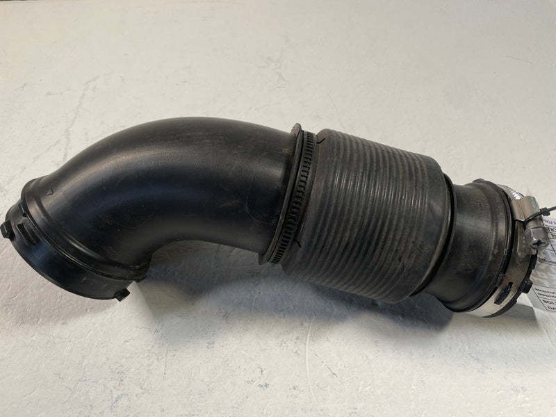 Load image into Gallery viewer, 2021-2026 HYUNDAI SANTA FE ENGINE AIR INTAKE PIPE TUBE 2.5L 28130-L1600 # 109264