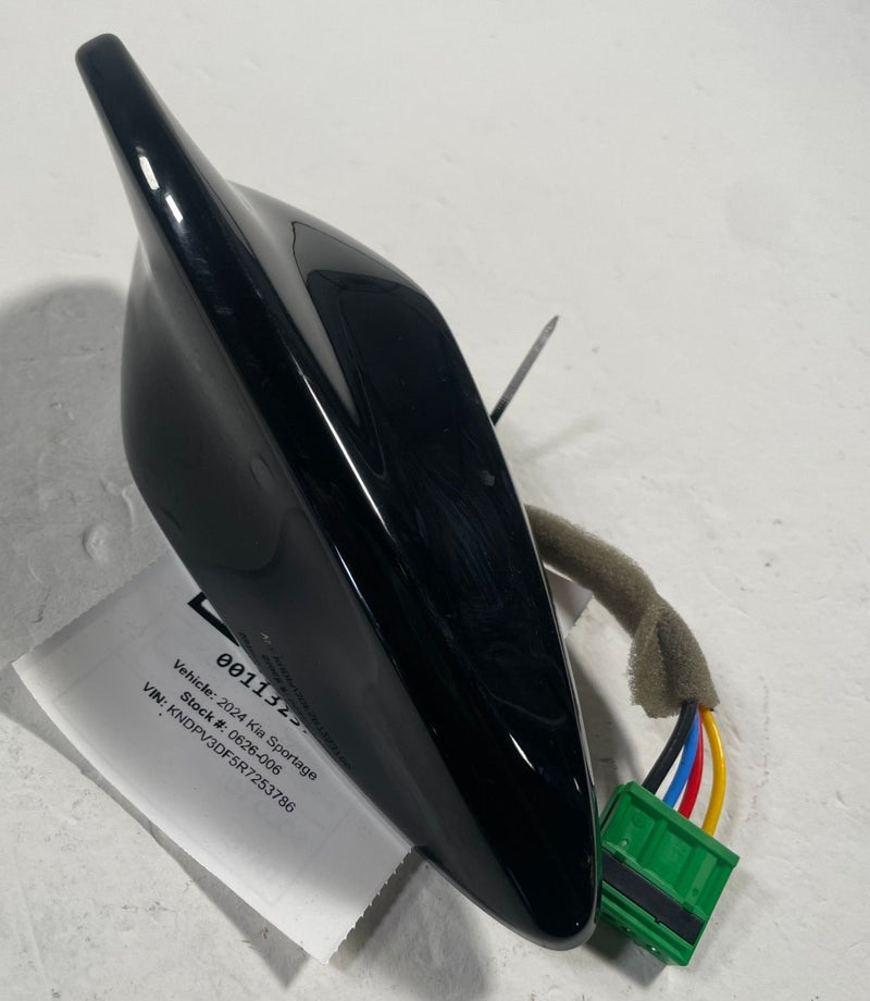 Load image into Gallery viewer, 2023-2025 KIA SPORTAGE EXTERIOR UPPER SHARK ROOF FIN RADIO ANTENNA BLACK #113257