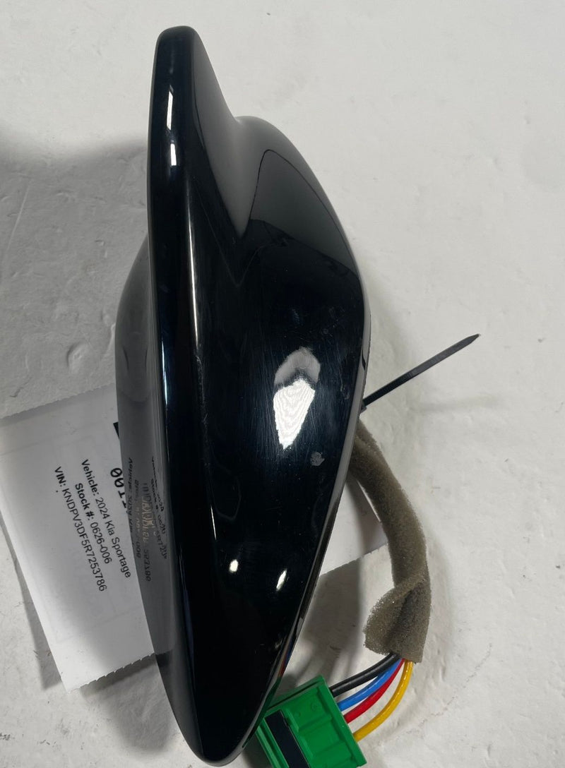 Load image into Gallery viewer, 2023-2025 KIA SPORTAGE EXTERIOR UPPER SHARK ROOF FIN RADIO ANTENNA BLACK #113257