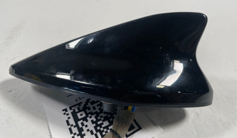 Load image into Gallery viewer, 2023-2025 KIA SPORTAGE EXTERIOR UPPER SHARK ROOF FIN RADIO ANTENNA BLACK #113257