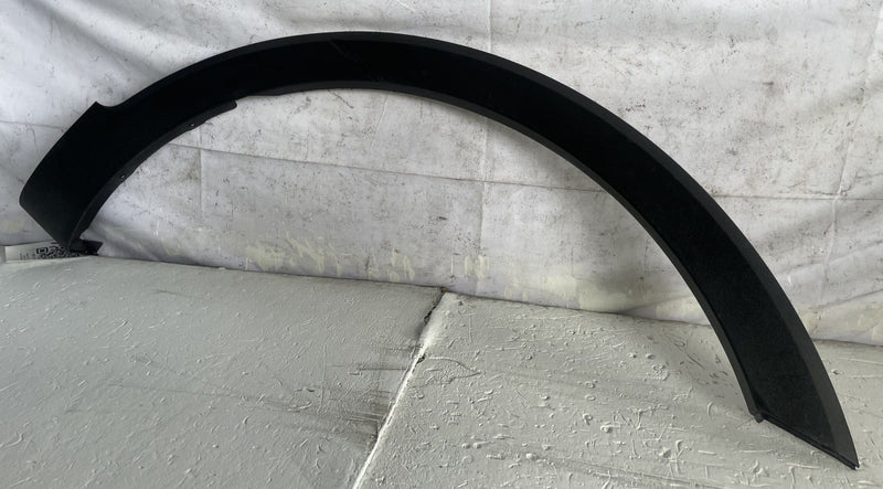 Load image into Gallery viewer, 2020-2025 KIA TELLURIDE FRONT RIGHT SIDE FENDER WHEEL ARCH FLARE MOLDING #112787