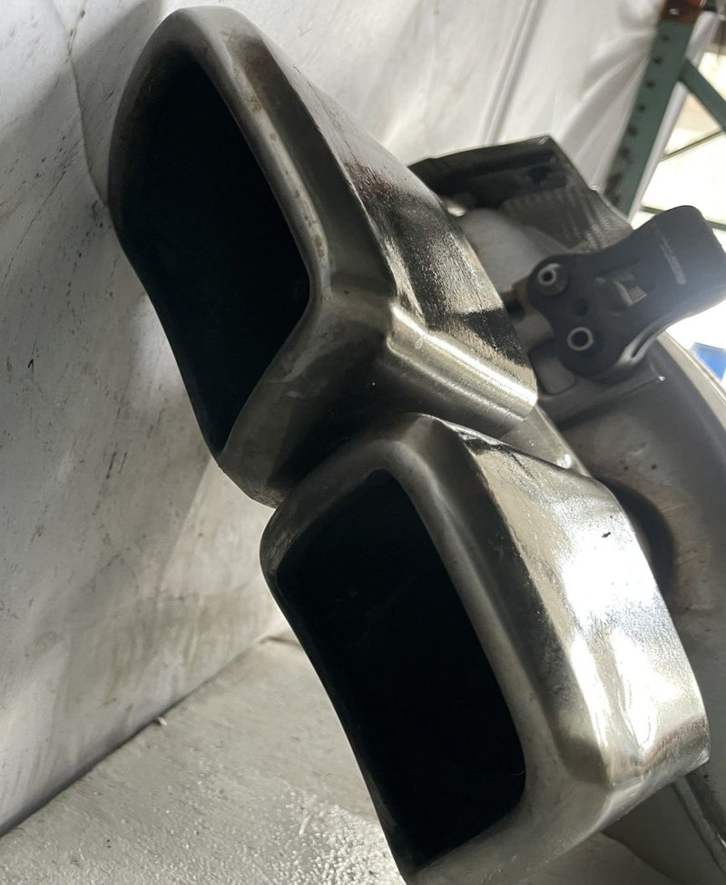 Load image into Gallery viewer, 2020 - 2025 KIA TELLURIDE REAR BACK EXHAUST MUFFLER TAIL PIPE 3.8L # 112788
