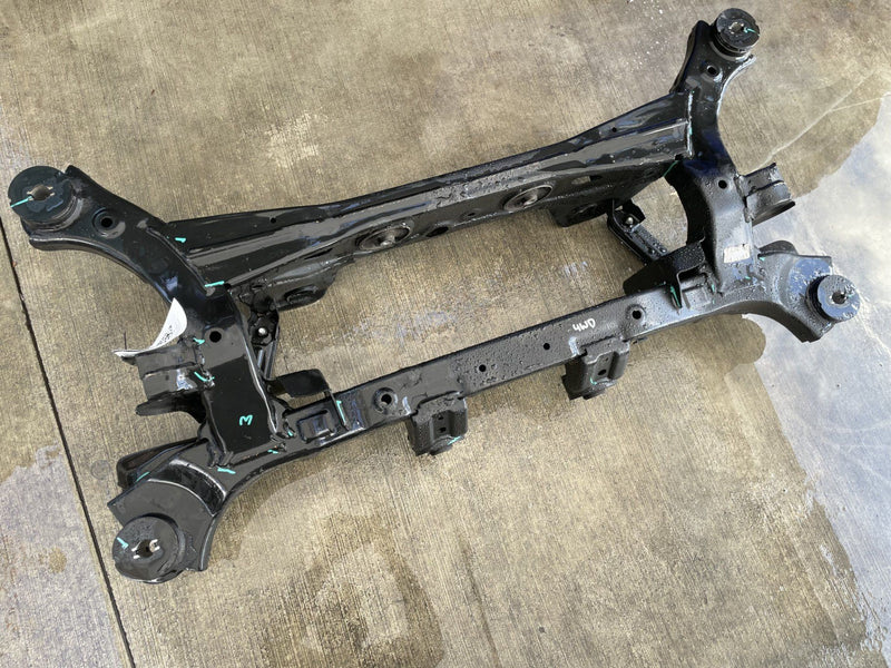 Load image into Gallery viewer, 2020 - 2022 KIA TELLURIDE AWD REAR SUSPENSION SUBFRAME CROSSMEMBER 3.8L # 112798
