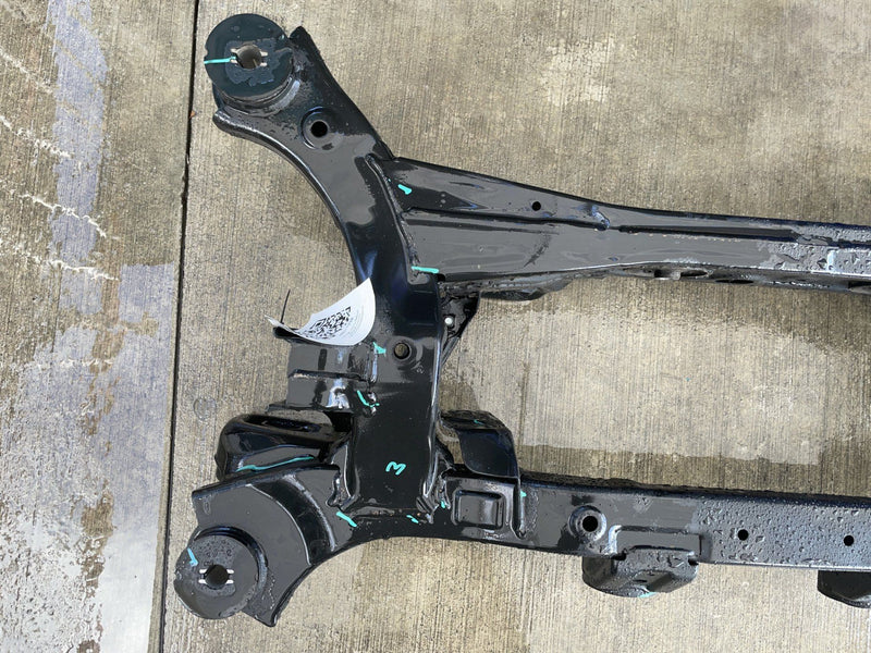 Load image into Gallery viewer, 2020 - 2022 KIA TELLURIDE AWD REAR SUSPENSION SUBFRAME CROSSMEMBER 3.8L # 112798