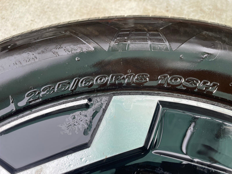 Load image into Gallery viewer, HYUNDAI SANTA FE 18" 18x7.5 BLACK ALLOY WHEEL RIM W/ TIRE (ONLY#1) 24-26 #112878