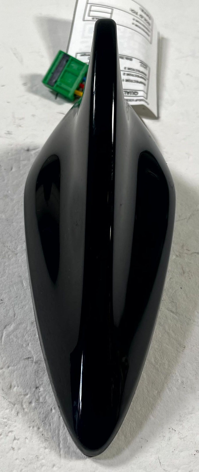 Load image into Gallery viewer, 2025-2026 HYUNDAI TUCSON REAR ROOF SHARK FIN ANTENNA MODULE 96210CW300EB #112008