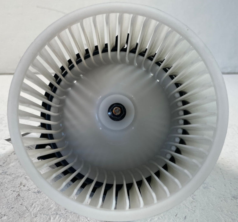 Load image into Gallery viewer, 24-26 HYUNDAI SANTA FE HVAC A/C AIR CONDITIONER HEATER BLOWER FAN MOTOR # 109253