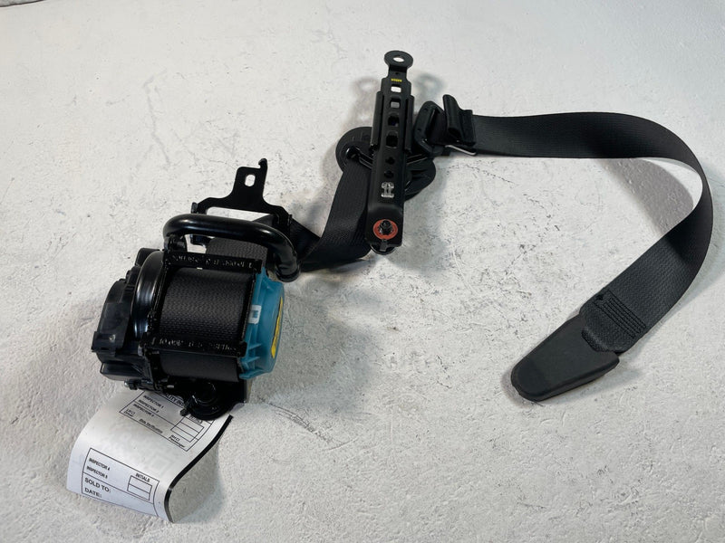 Load image into Gallery viewer, 2024 - 2026 HYUNDAI SANTA FE FRONT RIGHT PASSENGER SEATBELT RETRACTOR # 109244