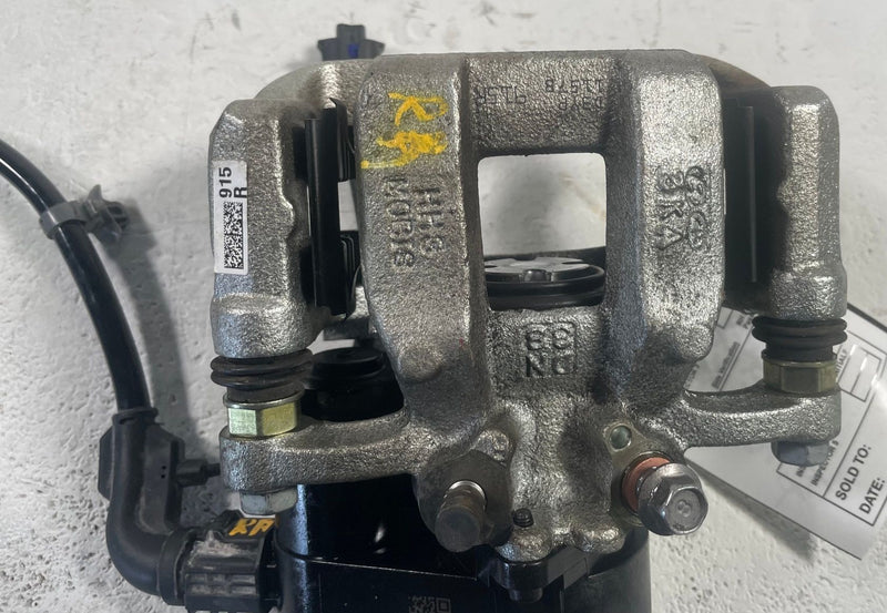 Load image into Gallery viewer, 2023-2026 KIA SPORTAGE REAR RIGHT PASSENGER SIDE BRAKE CALIPER ASSEMBLY # 113279