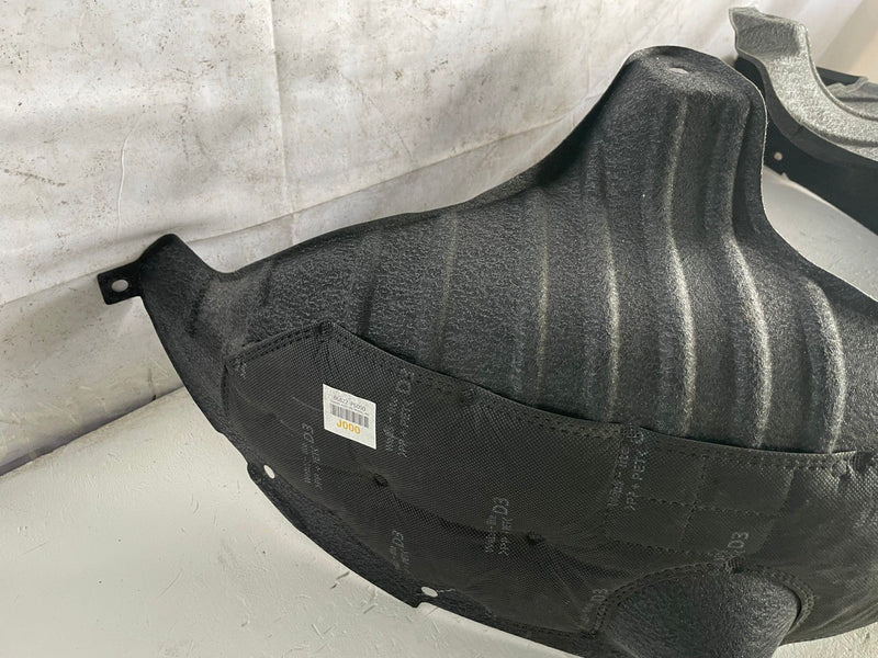 Load image into Gallery viewer, 24-26 HYUNDAI SANTA FE REAR RIGHT SIDE QUARTER WHEELHOUSE SPLASH SHIELD # 112841