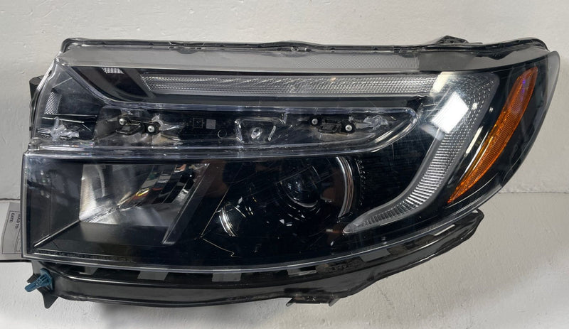 Load image into Gallery viewer, 2022-2025 HONDA PASSPORT LEFT DRIVER SIDE LED HEADLIGHT HEADLAMP # 107894