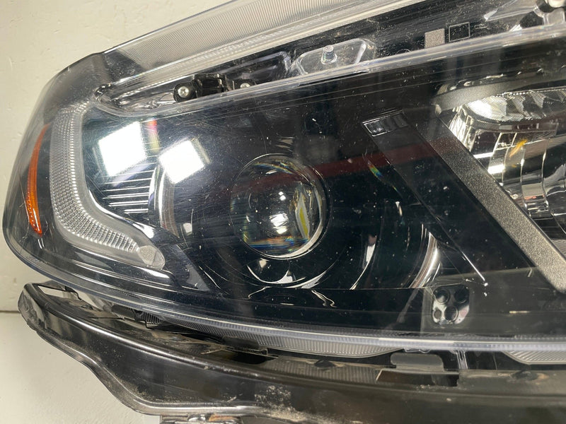 Load image into Gallery viewer, 2022-2025 HONDA PASSPORT RIGHT PASSENGER SIDE LED HEADLIGHT HEADLAMP # 107899