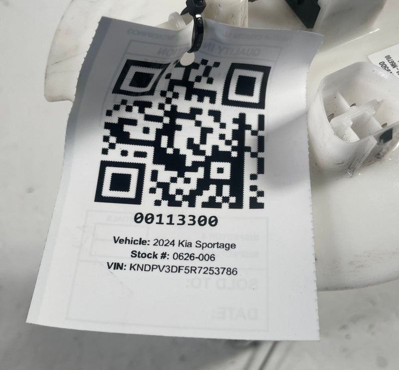 Load image into Gallery viewer, 2023 - 2026 KIA SPORTAGE FUEL GAS TANK PUMP SENDING UNIT ASSEMBLY # 113300