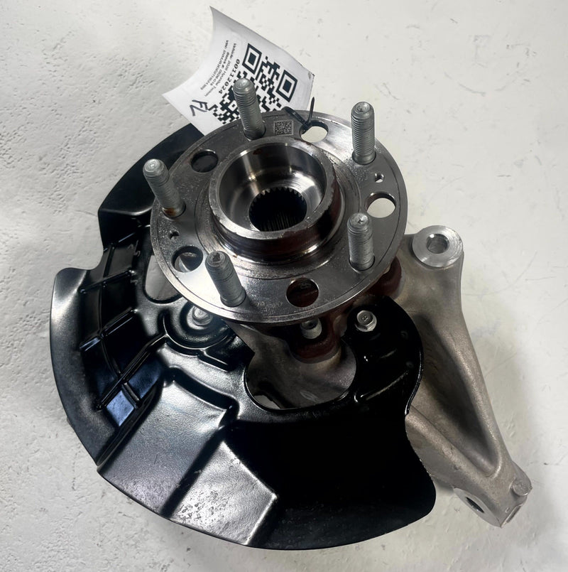 Load image into Gallery viewer, 2022-2026 HYUNDAI TUCSON FWD FRONT LEFT SIDE STEERING KNUCKLE W/ HUB # 112024
