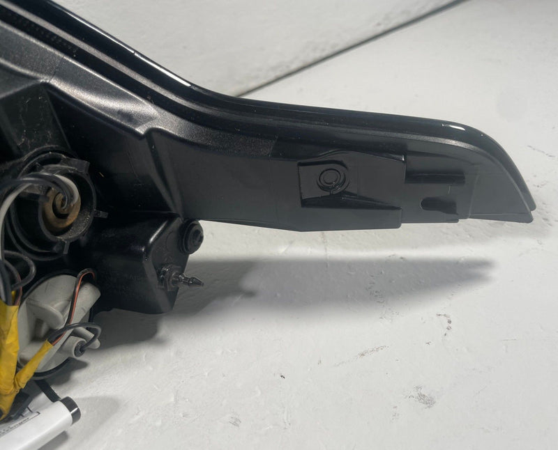Load image into Gallery viewer, 2023-25 KIA SPORTAGE REAR LEFT DRIVER SIDE LED OUTER TAILLIGHT LAMP 2.5L #113303