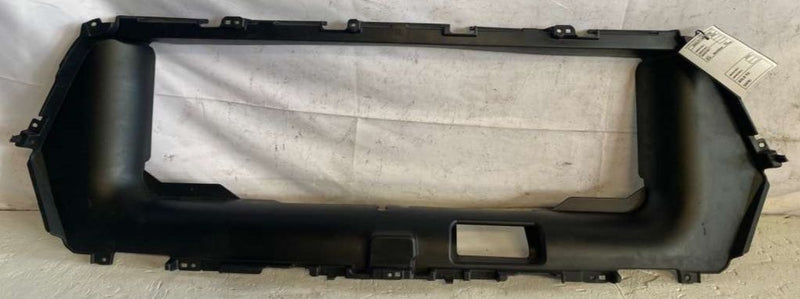 Load image into Gallery viewer, 2023 - 2025 HONDA PILOT FRONT BUMPER UPPER GRILLE GUIDE MOLDING BRACKET # 110994