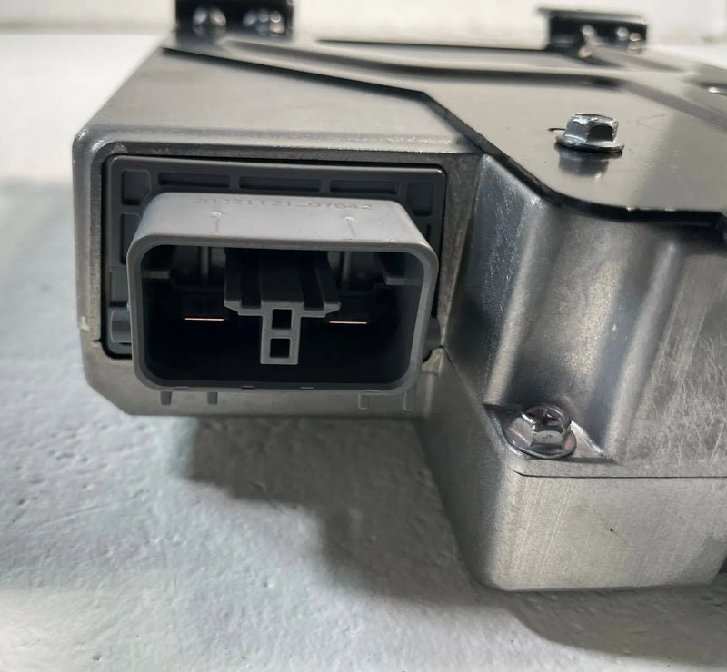 Load image into Gallery viewer, 2024-25 HYUNDAI SANTA FE LITHIUM ION BATTERY CONTROL MODULE 37120-R6250 # 10 (3)