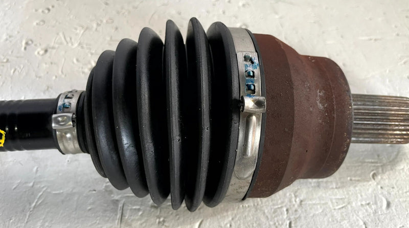 Load image into Gallery viewer, 2021-2025 HYUNDAI SANTA FE FWD FRONT RIGHT AXLE SHAFT HALFSHAFT 2.5L # 113219