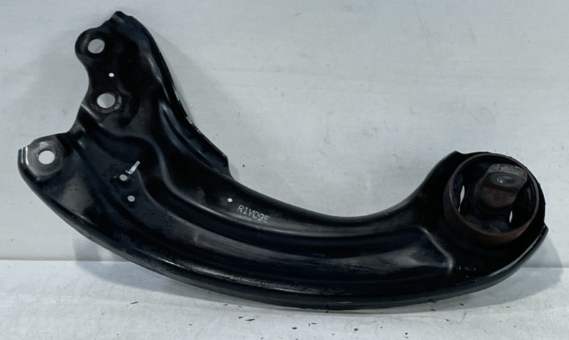Load image into Gallery viewer, 2022-2025 HONDA CIVIC REAR RIGHT PASSENGER SIDE TRAILING CONTROL ARM # 100626