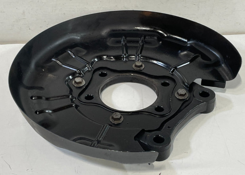 Load image into Gallery viewer, 21-25 HYUNDAI ELANTRA REAR RIGHT SIDE SPINDLE KNUCKLE BRAKE DUST SHIELD # 101843