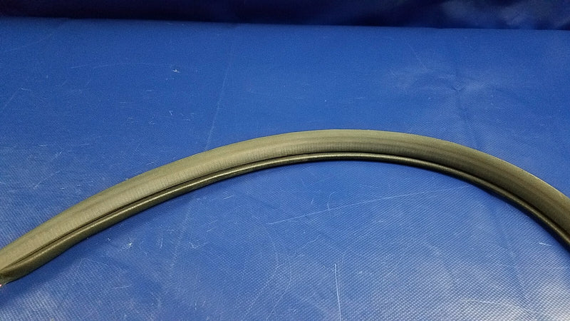 Load image into Gallery viewer, 09-15 NISSAN 370Z FRONT RIGHT DOOR SEAL RUBBER SURROUND WEATHER STRIP # 65756