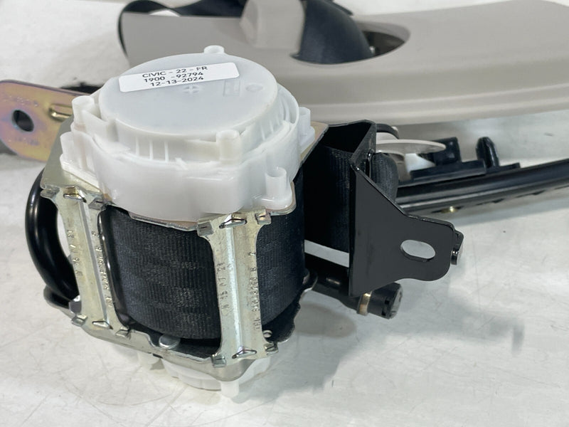 Load image into Gallery viewer, 2022-2025 HONDA CIVIC FRONT RIGHT SIDE SEAT BELT RETRACTOR W/ TENSIONER # 92794