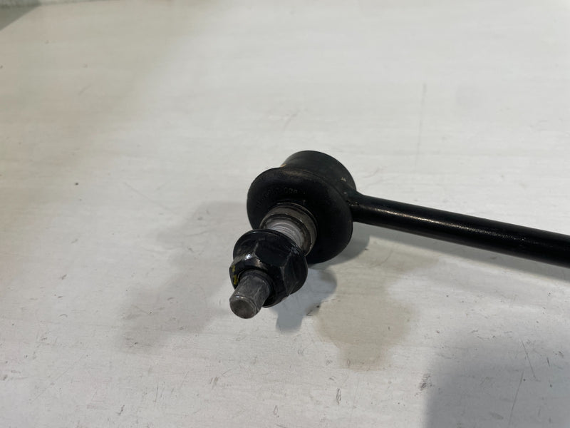 Load image into Gallery viewer, HYUNDAI PALISADE SANTA FE FRONT LH OR RH STABILIZER SWAY BAR END LINK # 104158