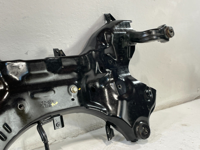 Load image into Gallery viewer, 20-25 HYUNDAI PALISADE FWD FRONT SUSPENSION SUBFRAME CROSSMEMBER CRADLE # 101399
