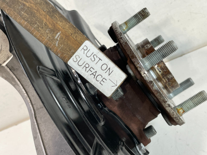 Load image into Gallery viewer, 2020-25 HYUNDAI PALISADE FWD FRONT LEFT SPINDLE KNUCKLE W/ BEARING HUB # 102260