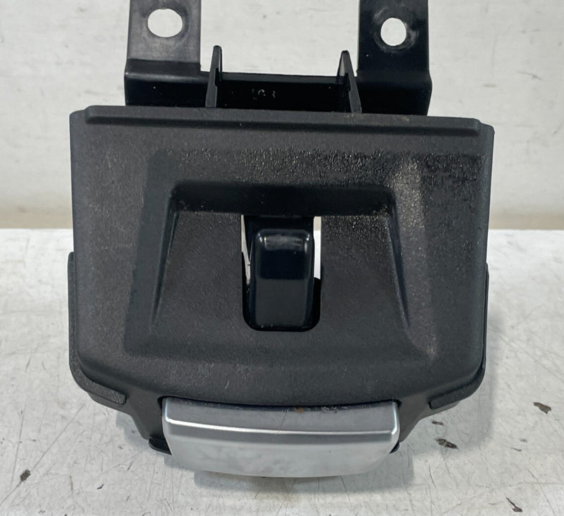 Load image into Gallery viewer, 2019 - 2021 INFINITI QX50 CENTER CONSOLE ARMREST HANDLE RELEASE BUTTON # 98823