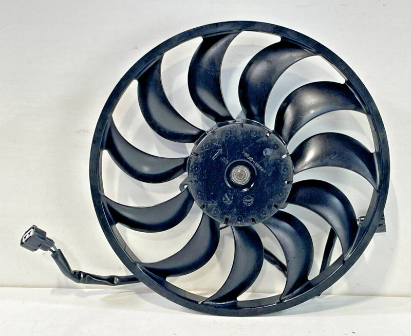 Load image into Gallery viewer, 09-19 INFINITI FX50 M56 QX70 Q70L RIGHT SIDE RADIATOR COOLING FAN BLADE # 94046