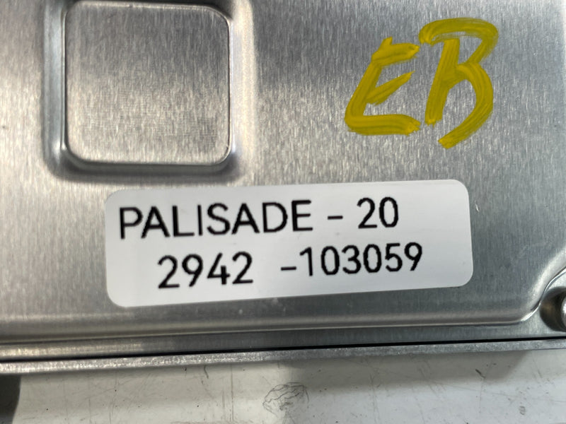 Load image into Gallery viewer, 2020-2023 HYUNDAI PALISADE FRONT WINDSHIELD LANE DEPARTURE ASSIST CAMERA #103059