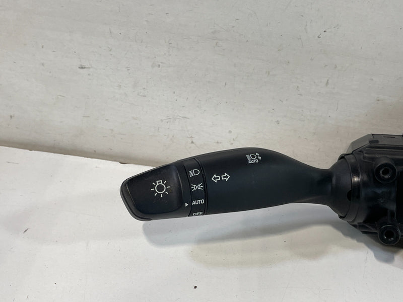 Load image into Gallery viewer, HYUNDAI PALISADE WIPER TURN SIGNAL HEADLIGHT COMBINATION COLUMN SWITCH # 102148