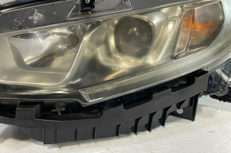 Load image into Gallery viewer, 2016-2019 HONDA CIVIC LEFT DRIVER SIDE HALOGEN HEADLIGHT HEADLAMP # IG11-HDS1074