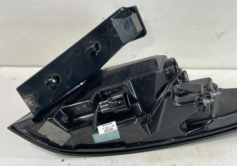 Load image into Gallery viewer, 22-25 HYUNDAI TUCSON REAR LEFT DRIVER SIDE OUTER TAILLIGHT LIGHT LAMP # 103858