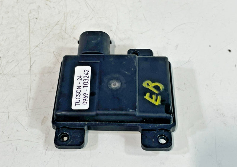 Load image into Gallery viewer, 2024 HYUNDAI TUCSON REAR LEFT DRIVER SIDE BLIND SPOT RADAR MODULE SENSOR #103242