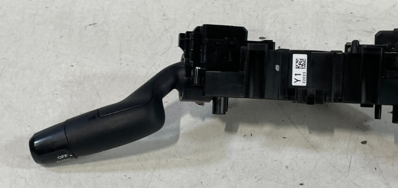 Load image into Gallery viewer, 23-25 HONDA HR-V WIPER TURN SIGNAL HEADLIGHT COMBINATION COLUMN SWITCH # 98964