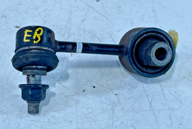 Load image into Gallery viewer, 22-25 HYUNDAI TUCSON REAR RIGHT STABILIZER SWAY ANTI ROLL BAR END LINK # 103774