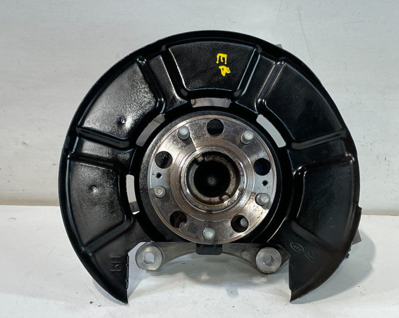 Load image into Gallery viewer, 2020-25 HYUNDAI PALISADE FWD REAR RIGHT SPINDLE KNUCKLE W/ BEARING HUB # 102280
