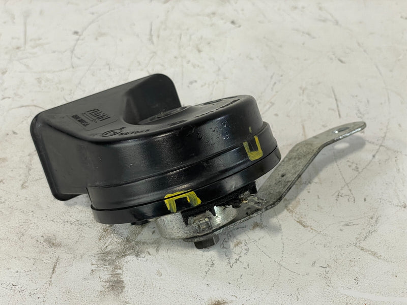 Load image into Gallery viewer, 2019 - 2020 INFINITI QX50 LOW PITCH HORN SIGNAL ALARM 25620-5NA0A # 81782
