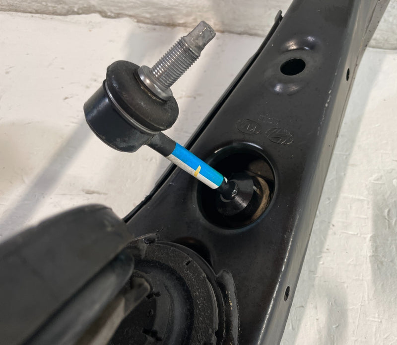 Load image into Gallery viewer, 2023-2025 HYUNDAI PALISADE FWD REAR LEFT SUSPENSION KNEE ASSEMBLY 3.8L # 105200