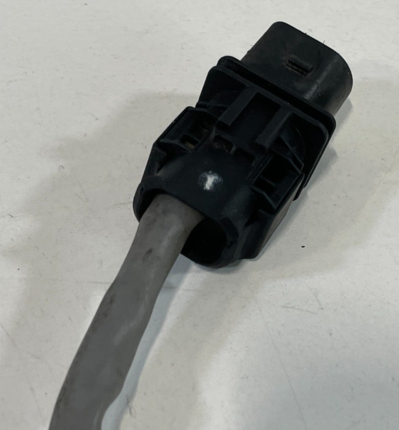 Load image into Gallery viewer, 20-25 HYUNDAI PALISADE FRONT LEFT UPPER EXHAUST LAMBDA O2 OXYGEN SENSOR # 102130