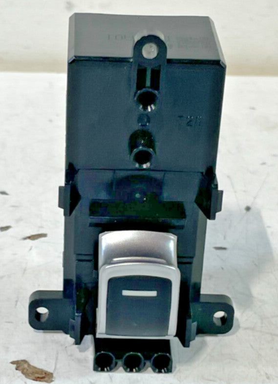 Load image into Gallery viewer, HONDA CIVIC ACCORD REAR LEFT OR RIGHT SIDE DOOR WINDOW SWITCH W/O BEZEL # 99087