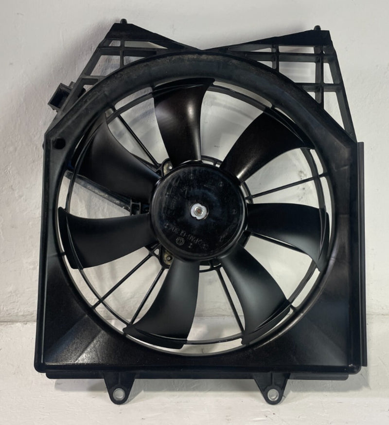 Load image into Gallery viewer, 2018-2022 HONDA ACCORD FRONT ENGINE RADIATOR COOLING FAN SHROUD & MOTOR # 88746