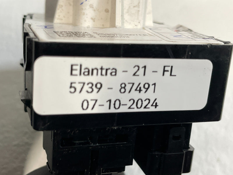 Load image into Gallery viewer, 21-23 HYUNDAI ELANTRA FRONT LEFT SIDE DOOR WINDOW MIRROR CONTROL SWITCH # 87491