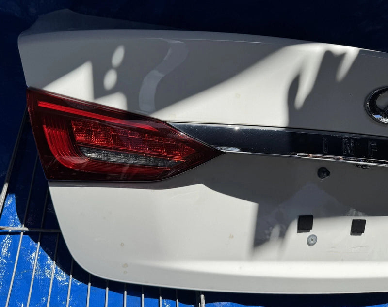 Load image into Gallery viewer, INFINITI Q50 TRUNK LID DECK TAIL GATE HATCH ASSEMBLY WHITE 18-20 # OR15-TRS340