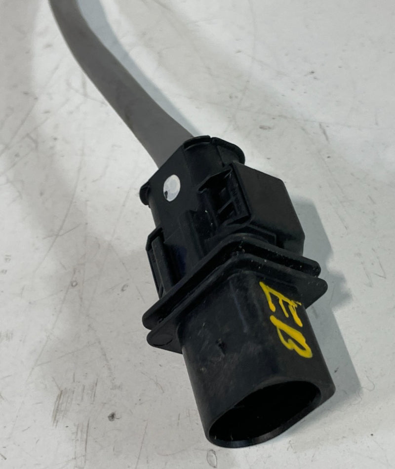 Load image into Gallery viewer, 20-25 HYUNDAI PALISADE FRONT RIGHT UPPER EXHAUST LAMBDA O2 OXYGEN SENSOR 102257D