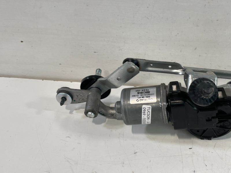 Load image into Gallery viewer, 22-25 HYUNDAI TUCSON FRONT WINDSHIELD WIPER TRANSMISSION LINKAGE W/MOTOR #103302